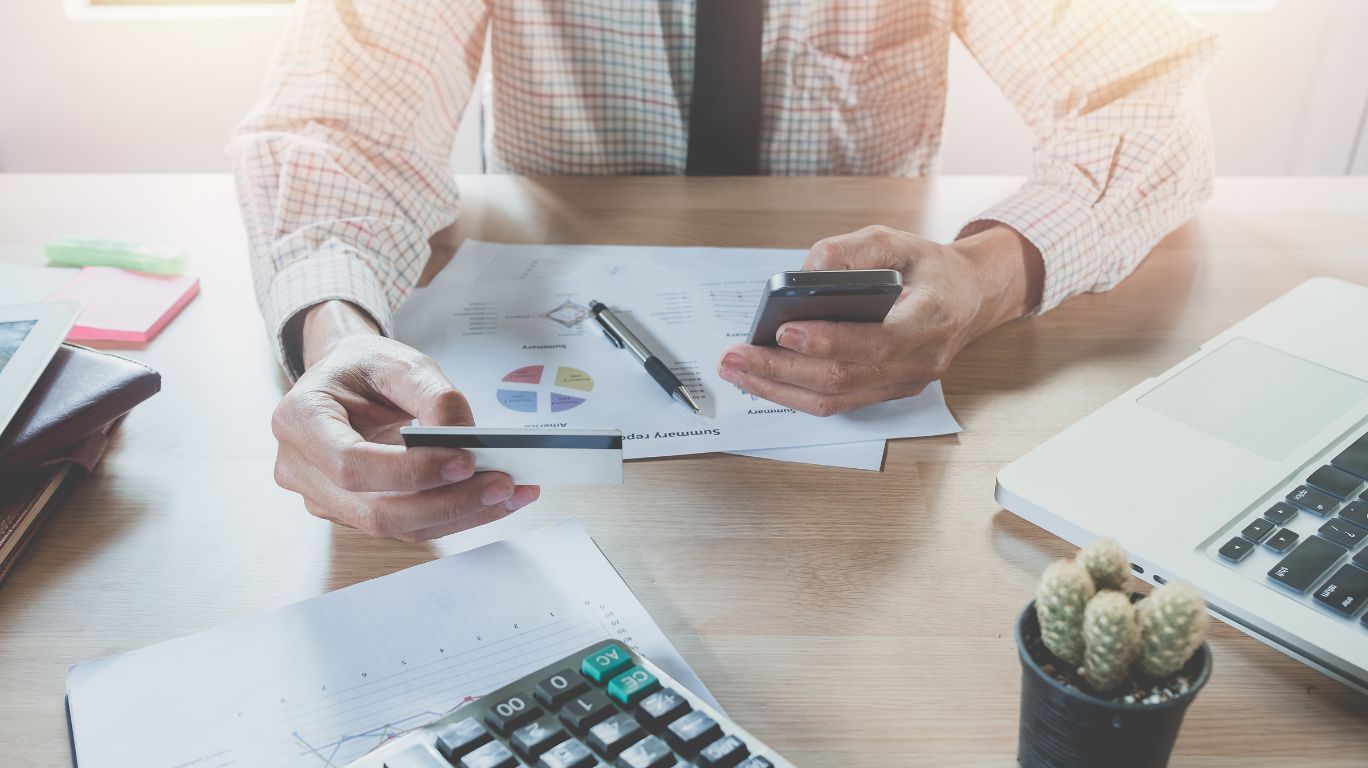 A Guide to Comparative Market Analysis Online: Explained